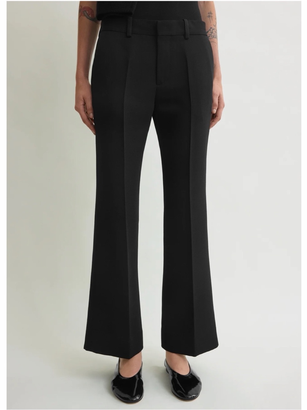 New w/ Tags Toteme Kick Flare Trousers in Black size 38 / US 6.